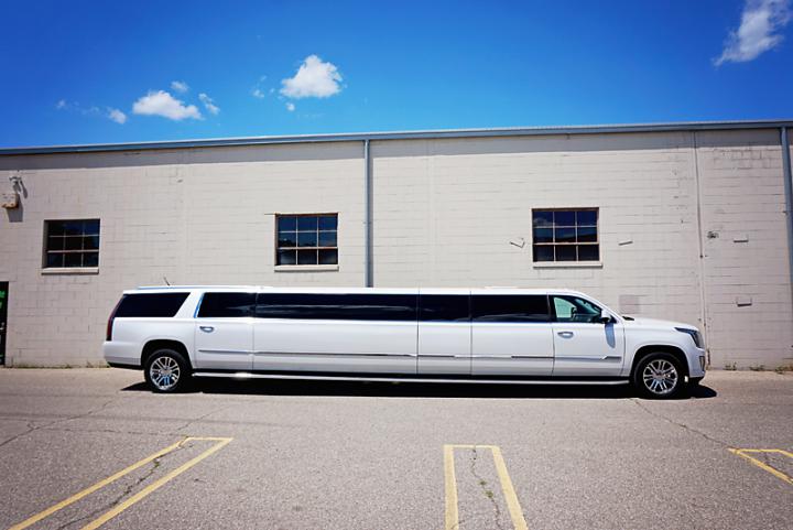 20 passenger escalade