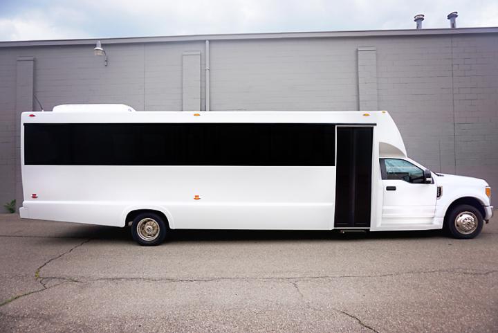 detroit party bus for 30 guests